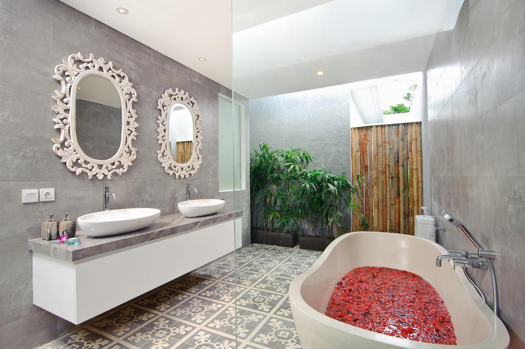 Villa Dheva Seminyak Værelse billede